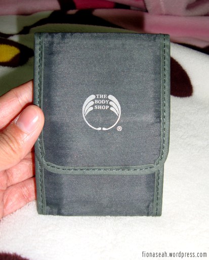 The Body Shop travel brushes