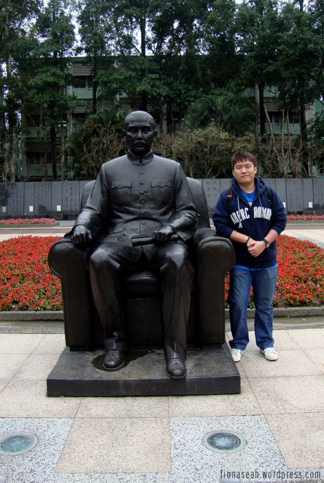 Made boyfriend camwhore with Dr Sun too!