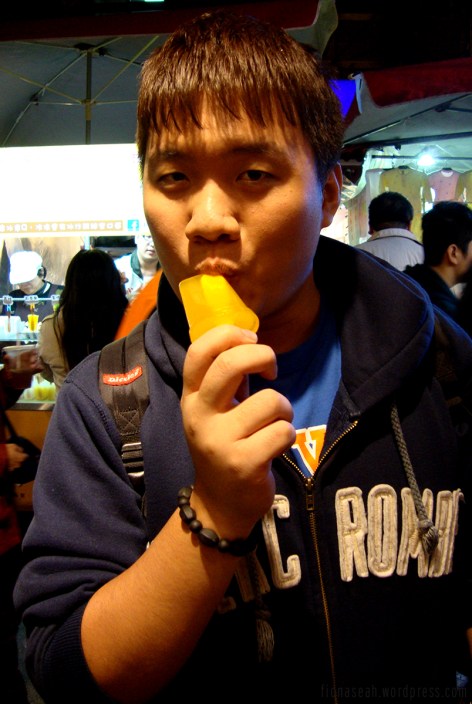 Boyfriend loved the jelly popsicle. He could eat 10 of them and not feel sick -_-