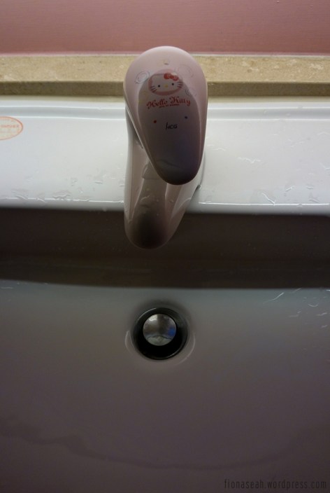 Tap! This is cute yo.