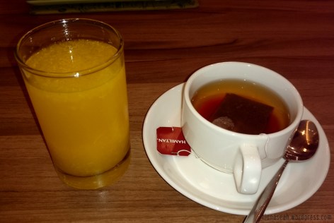 Complimentary drinks!