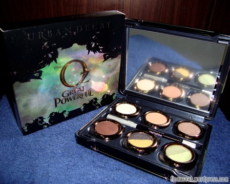 Urban Decay Oz The Great & Powerful Theodora Palette