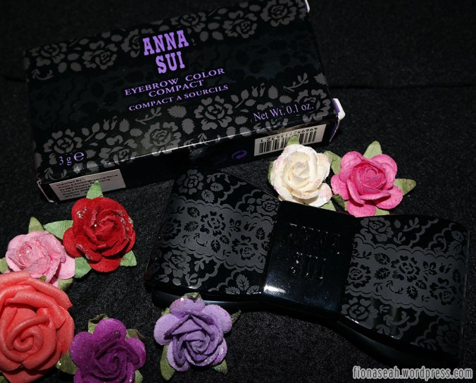 Anna Sui Eyebrow Color Compact in shade 03
