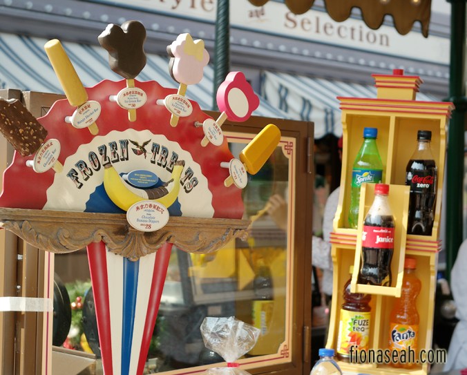 And ice-creams which we didn't try. Too many things, too little time!