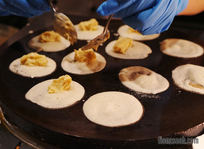 Making of Durian Crêpe