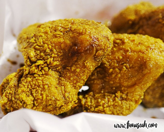 Ganjang Up (Soya Fried Chicken)