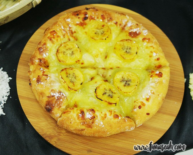 Domino's Banana Kaya Dessert