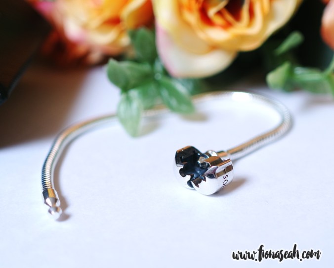 Exclusive 925 Sterling Silver Basic Bracelet with barrel clasp