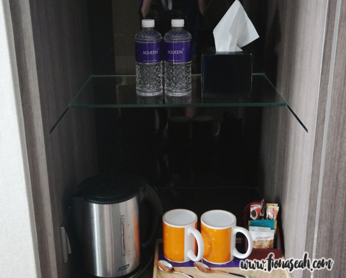 The mini pantry!