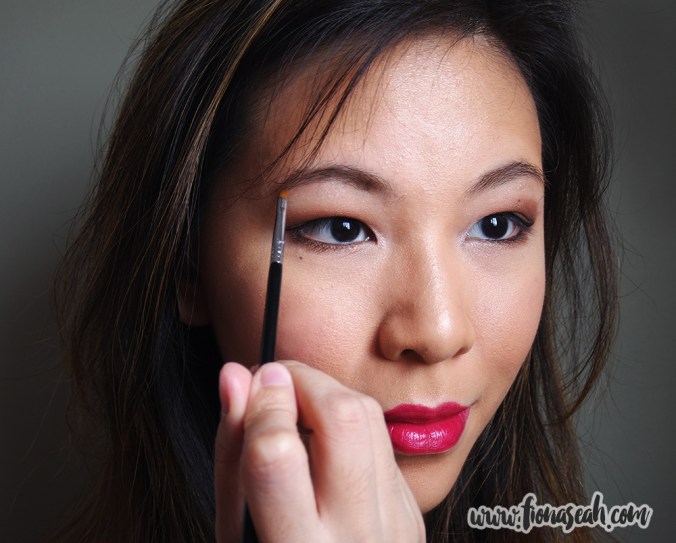 Sigma Beauty Angled Brow Brush