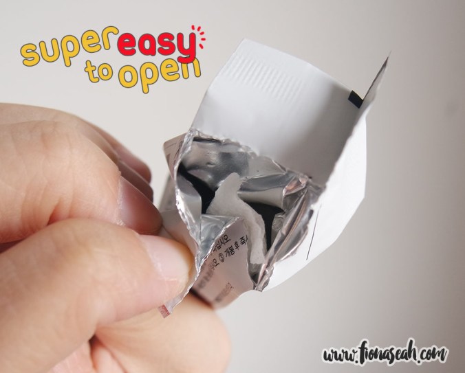 No scissors required - these travel-friendly sachets open up nicely when you rip both sides apart.