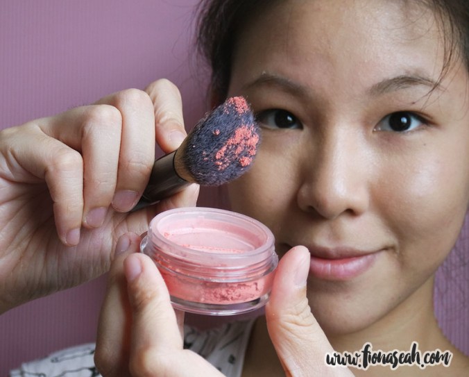 Bellápierre Mineral Blush in Desert Rose - using Angled Blush Brush no. 36