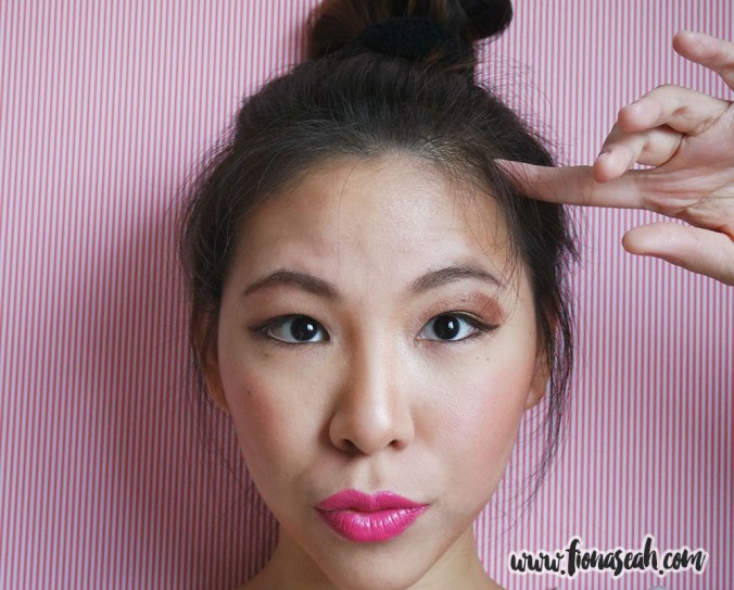 Bellápierre Shimmer Powder in Harmony (right lid)