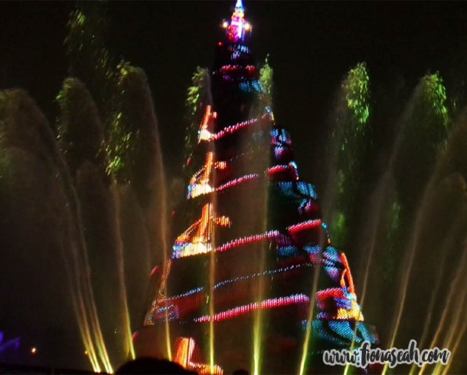 The huge water screens transformed into a gigantic Christmas tree during the performance