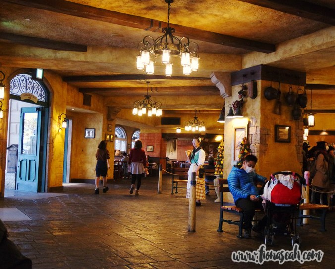 Not sure about you but I find the interior truly breathtaking!