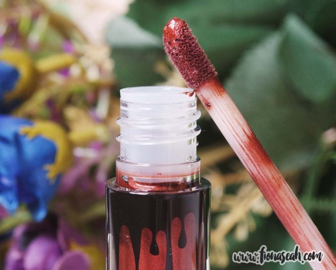 Kylie Cosmetics Metal Matte Liquid Lipstick in Reign