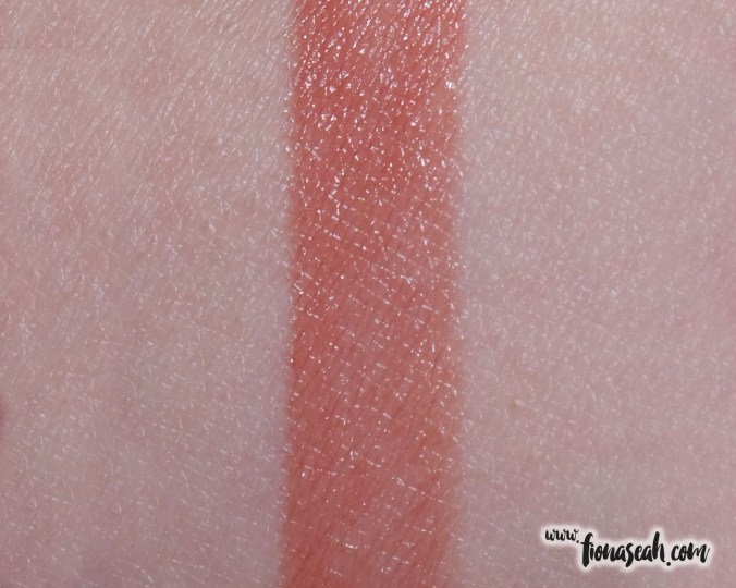 M.A.C Selena lipstick in Amor Prohibido