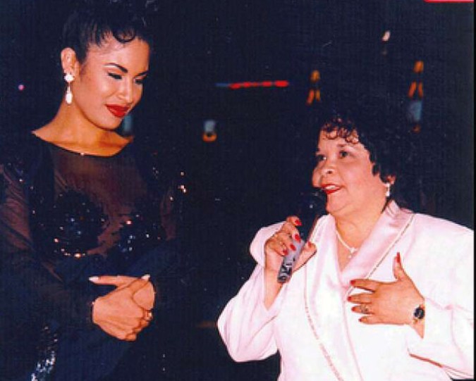 Selena and her fan club president, Yolanda Saldívar