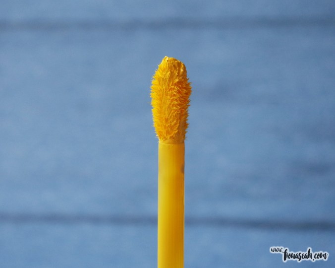 Jeffree Star Velour Liquid Lipstick in Queen Bee