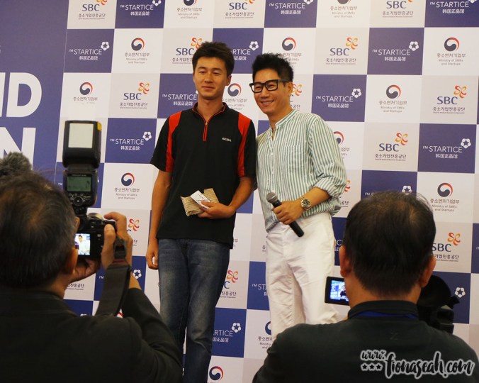 And this lucky guy walked away with S$1000 worth of I'M STARTICE shopping vouchers! Dude, you can practically buy one of every item in the shop with those vouchers!