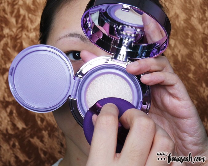 Urban Decay Naked Skin Glow Cushion Compact Foundation