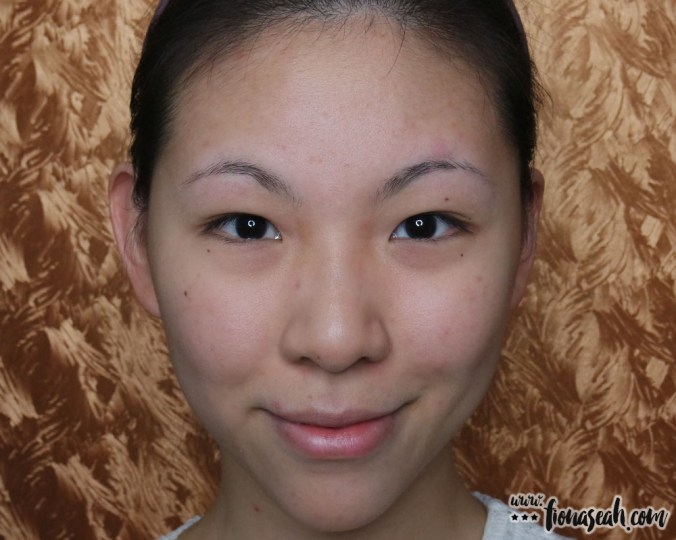 Urban Decay Naked Skin Glow Cushion Compact Foundation