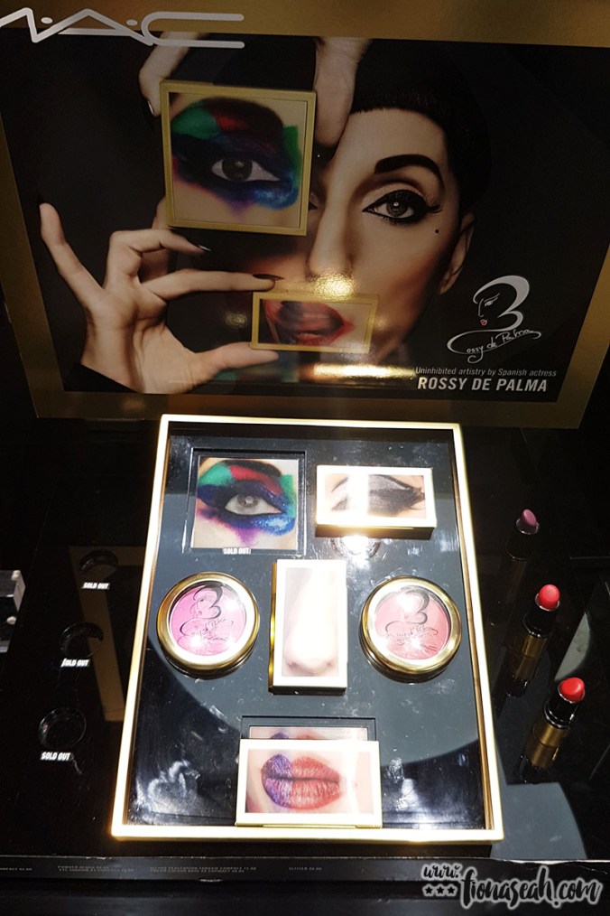The display (FYI the one with the nose image is the contour kit - kinda like that one too)