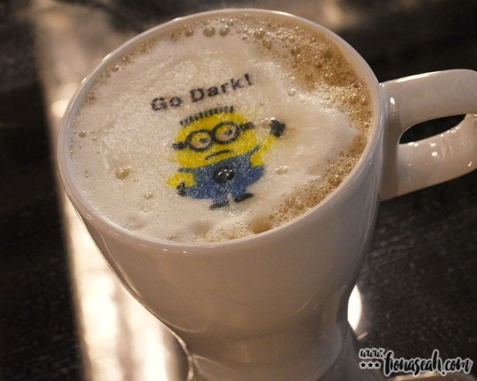 A closer look at the latte art on the hot latte