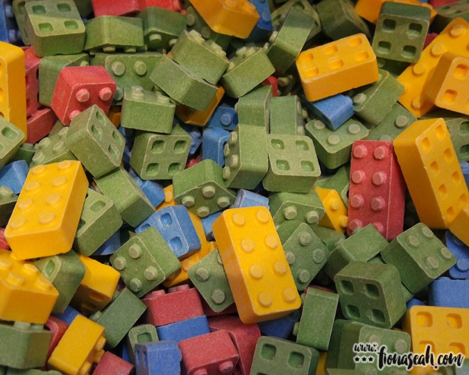 Edible and stackable Lego blocks