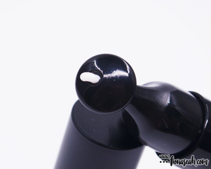 KISpeel Micro-Raphides Spot Cream applicator