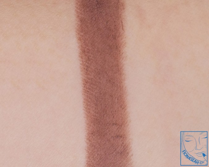 L’Oreal Paris × Balmain lipstick in Legend