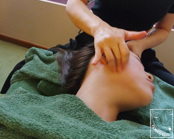 Cheekbones - Pain scale: 3/10