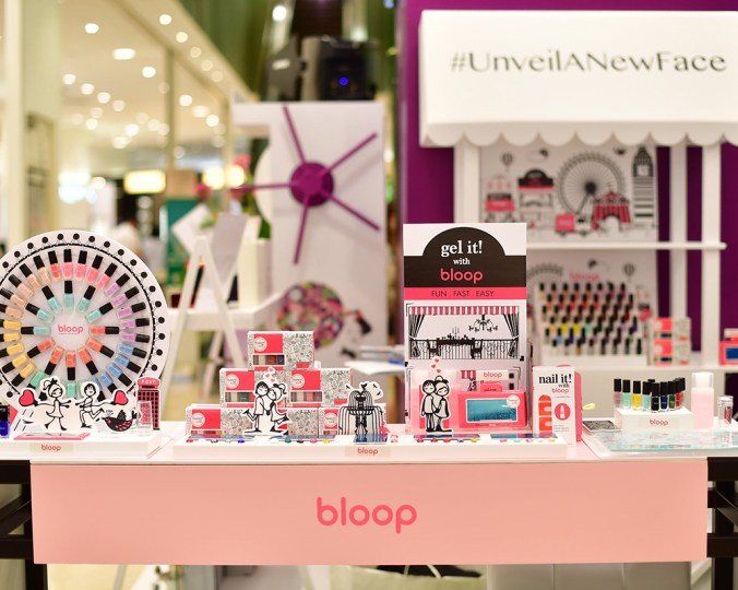 Pretty nails at the Bloop booth!