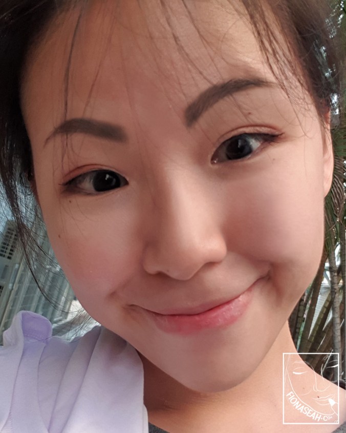 With eye shadow on and I SWEAR I DID NOT MTXX (OR PHOTOSHOP) MY EYES. The world of difference eyelids make to the eyes! Now you know my eyes aren't actually small - they've just been overshadowed by my hooded lids >:(