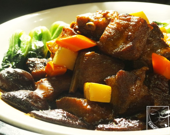 Braised Pork Rib with Chinese Mushrooms & Bamboo Shoot