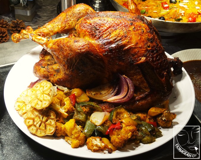 24-hour Roasted Brine Turkey with Giblet & Cranberry Sauce